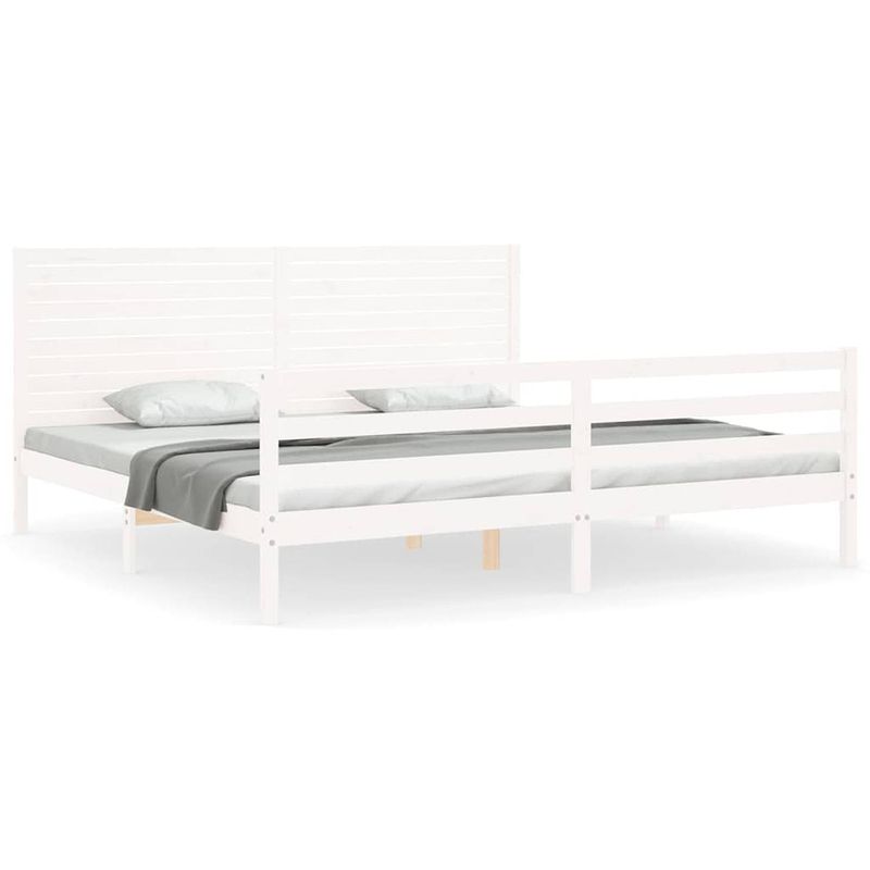 Foto van The living store bed frame - massief grenenhout - 205.5 x 205.5 x 100 cm - wit