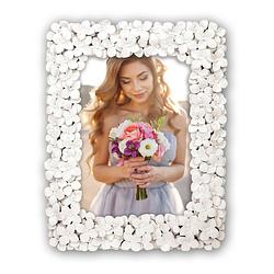 Foto van Kunststof fotolijst witte bloemen geschikt voor een foto van 15 x 20 cm - fotolijsten