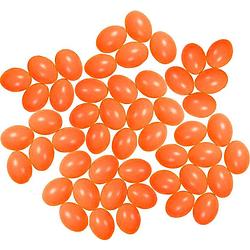 Foto van 50x plastic oranje eitjes 4 cm decoratie/versiering - feestdecoratievoorwerp