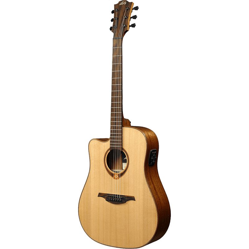 Foto van Lag guitars tramontane 118 tl118dce natural linkshandige elektrisch-akoestische westerngitaar