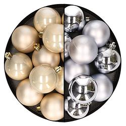 Foto van 24x stuks kunststof kerstballen mix van zilver en champagne 6 cm - kerstbal