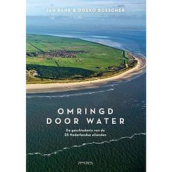 Foto van Omringd door water