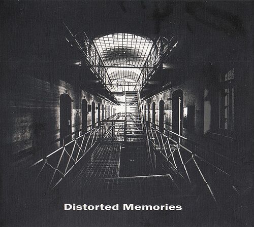 Foto van Distorted memories - cd (3481575001055)