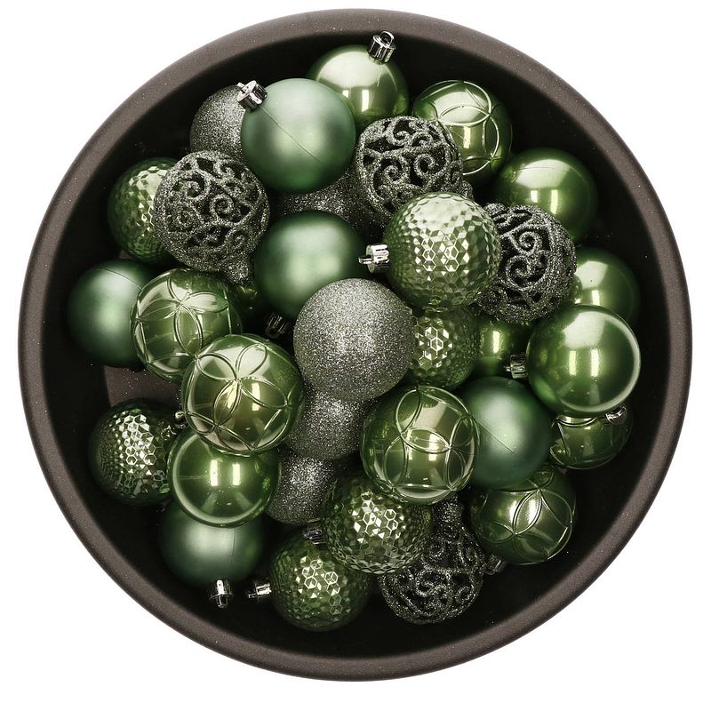 Foto van 37x stuks kunststof kerstballen salie groen 6 cm glans/mat/glitter mix - kerstbal