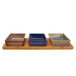 Foto van Cosy & trendy serveerplank bamboe 31 x 15 cm met 3x luxe hapjes/saus/tapas schaaltjes - snack en tapasschalen