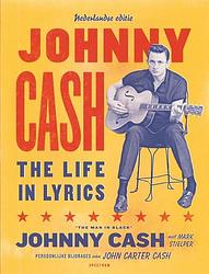 Foto van Johnny cash: the life in lyrics - johnny cash, mark stielper - hardcover (9789000387953)