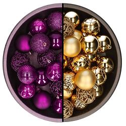 Foto van Decoris kerstballen - 74x st - goud en paars - 6 cm - kunststof - kerstbal