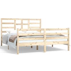 Foto van The living store houten bedframe - grenenhout - 205.5 x 166 x 104 cm - rustiek uitstraling