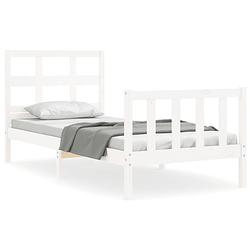 Foto van The living store bedframe massief grenenhout - wit - 205.5 x 95.5 x 100 cm - functioneel hoofd- en voeteneinde