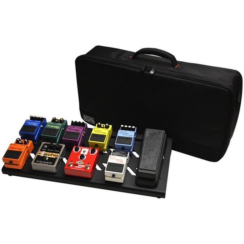 Foto van Gator cases gpb-bak-1 large aluminium pedalboard met soft case