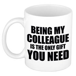 Foto van Colleague the only gift you need cadeau mok / beker 300 ml - feest mokken