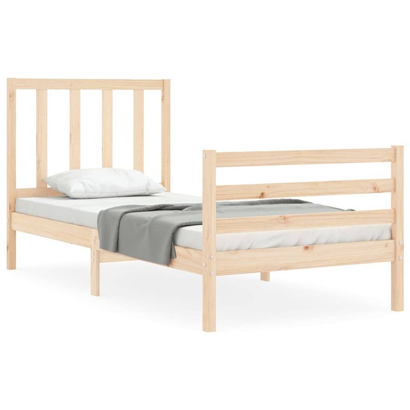 Foto van The living store bedframe massief grenenhout - multiplex lattenbodem - functioneel hoofd- en voeteneinde - 205.5 x