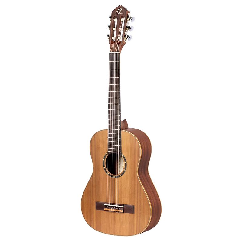 Foto van Ortega r122l-1/2 family series 1/2-size guitar natural linkshandige klassieke gitaar met gigbag