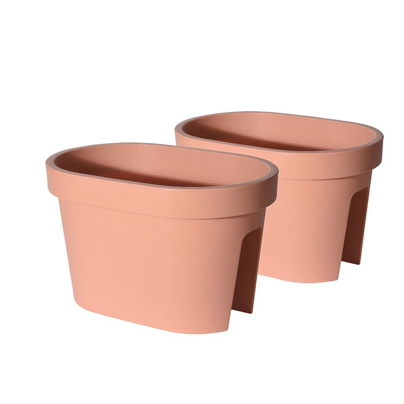 Foto van Set van 2x stuks balkon plantenpotten/bloempotten terracotta 40 x 25 cm ovaal van kunststof - plantenpotten