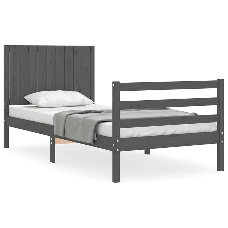 Foto van The living store bedframe massief grenenhout - grijs - 205.5 x 95.5 x 100 cm - multiplex lattenbodem