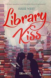 Foto van Library kiss - kasie west - ebook (9789025874353)