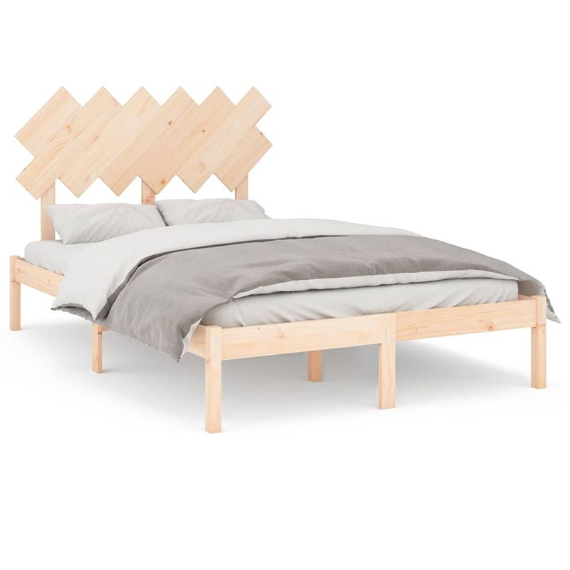 Foto van The living store houten bedframe - massief grenenhout - 195.5 x 125.5 x 31 cm - comfortabel hoofdeinde