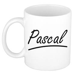 Foto van Naam cadeau mok / beker pascal met sierlijke letters 300 ml - naam mokken