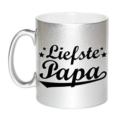 Foto van Liefste papa cadeau zilveren mok / beker voor vaderdag 330 ml - feest mokken