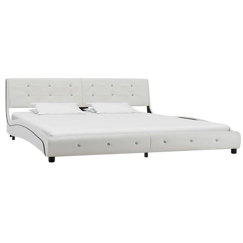 Foto van The living store bedframe - klassiek wit - ijzer en hout - 223 x 185 x 69.5 cm - inclusief matras