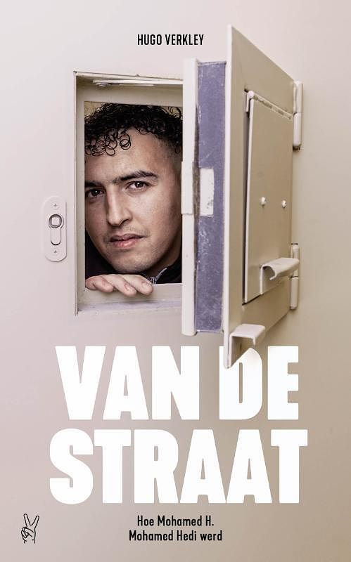 Foto van Van de straat - hugo verkley - paperback (9789083272078)