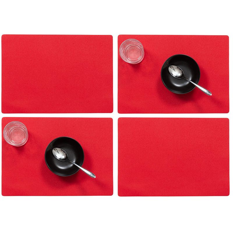 Foto van Set van 6x stuks stevige luxe tafel placemats plain rood 30 x 43 cm - placemats