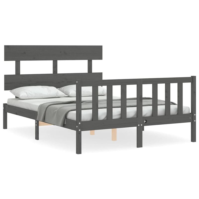 Foto van The living store bedframe massief grenenhout - grijs - 195.5 x 145.5 x 81 cm - multiplex lattenbodem