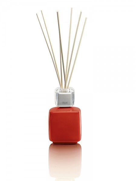 Foto van Mr & mrs fragrance diffuser walter rood