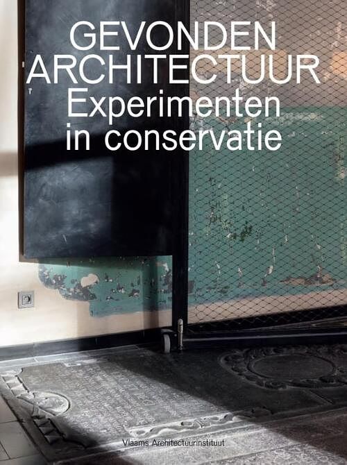 Foto van Gevonden architectuur - paperback (9789492567338)