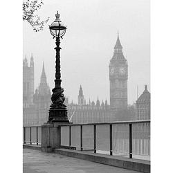 Foto van Wizard+genius london fog vlies fotobehang 192x260cm 4-banen