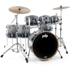 Foto van Pdp drums pd808488 concept maple silver to black fade 7d. drumstel