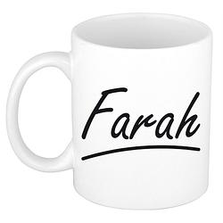 Foto van Naam cadeau mok / beker farah met sierlijke letters 300 ml - naam mokken