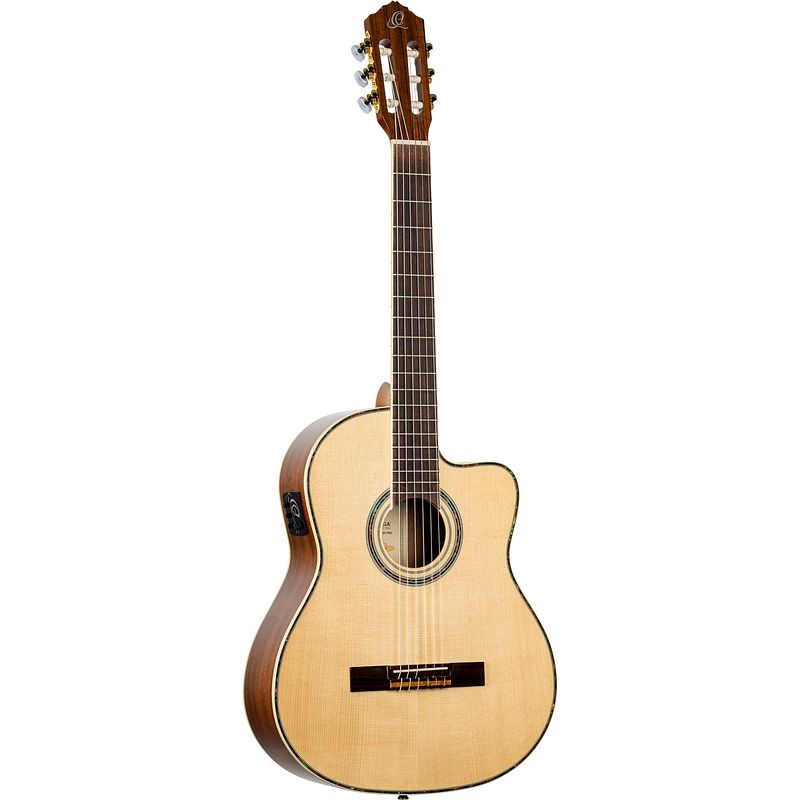 Foto van Ortega family series pro rce141nt guitar e/a klassieke gitaar met gigbag