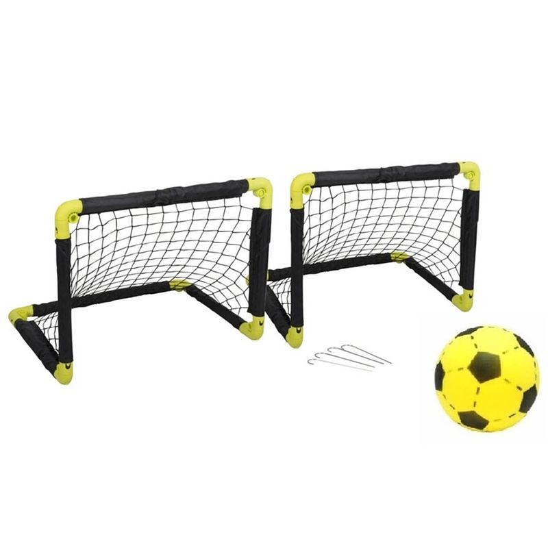 Foto van 2x opvouwbare voetbaldoelen 50 cm inclusief soft voetbal - voetbaldoel