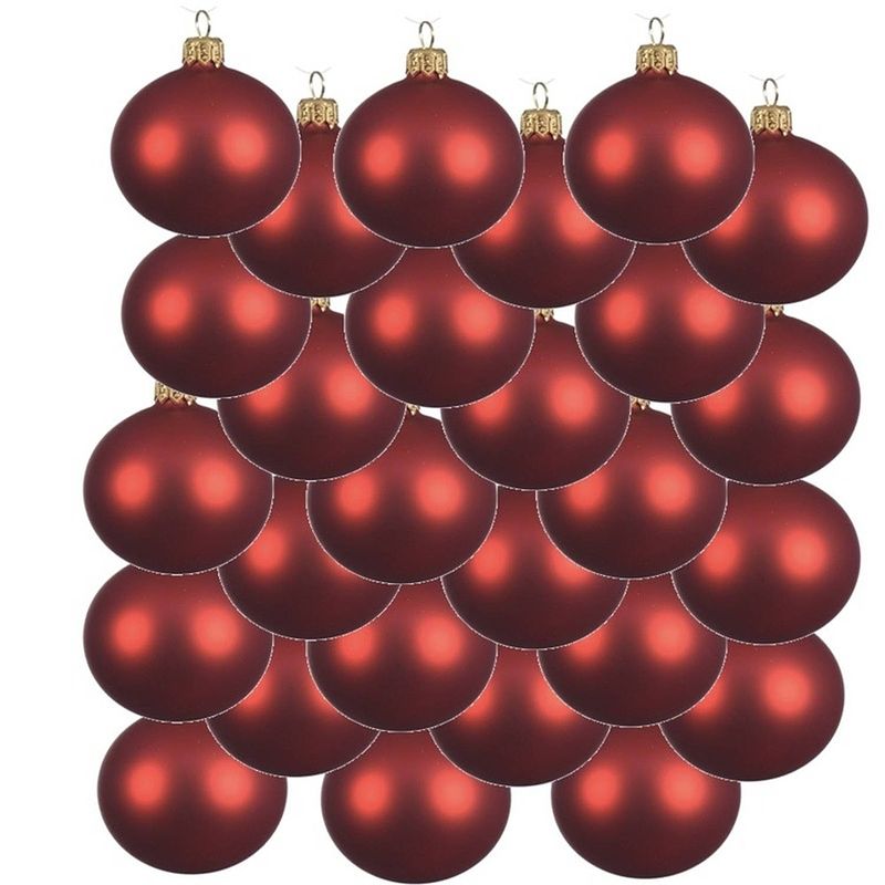 Foto van 24x glazen kerstballen mat kerst rood 8 cm kerstboom versiering/decoratie - kerstbal