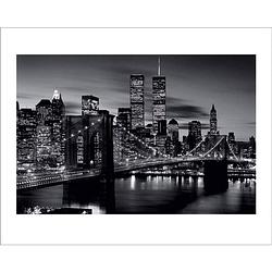 Foto van Pyramid brooklyn bridge at night black and white kunstdruk 50x40cm