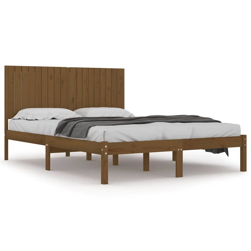 Foto van The living store bedframe - houten bedframe - 205.5 x 185.5 x 31 cm - honingbruin - massief grenenhout