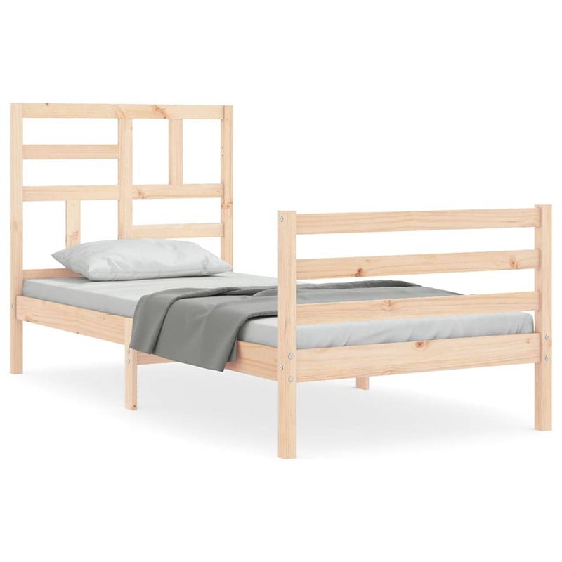 Foto van The living store houten bedframe - grenenhout - multiplex lattenbodem - 205.5x95.5x104 cm