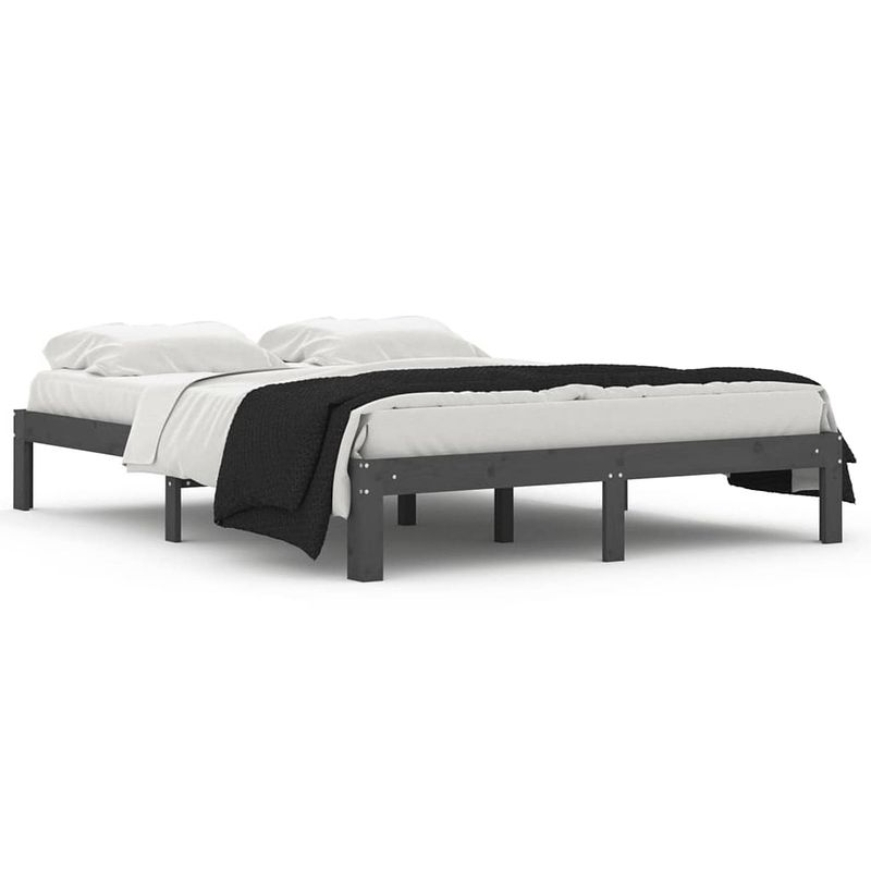 Foto van Vidaxl bedframe massief hout grijs 150x200 cm 5ft king size