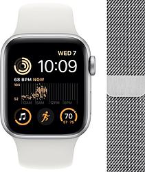 Foto van Apple watch se (2022) 40mm zilver aluminium witte sportband + polsband milanees zilver