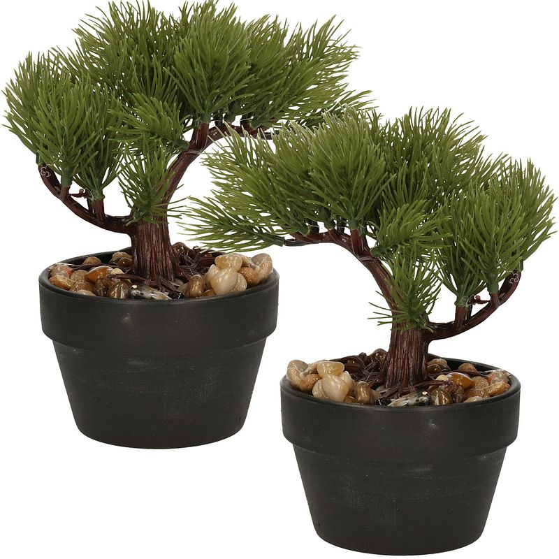 Foto van H&s collection kunstplant bonsai boompje in pot - 2x - japans decoratie - 19 cm - type needle - kunstplanten