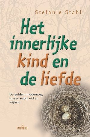 Foto van Het innerlijke kind en de liefde - stefanie stahl - paperback (9789088402319)