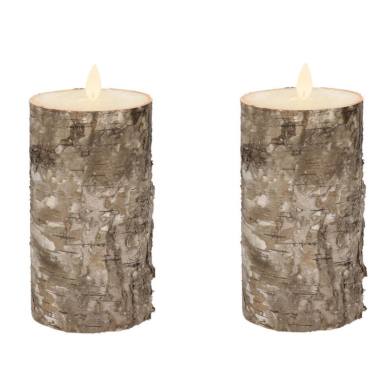 Foto van 2x bruine berkenhout led kaarsen / stompkaarsen 15 cm - led kaarsen