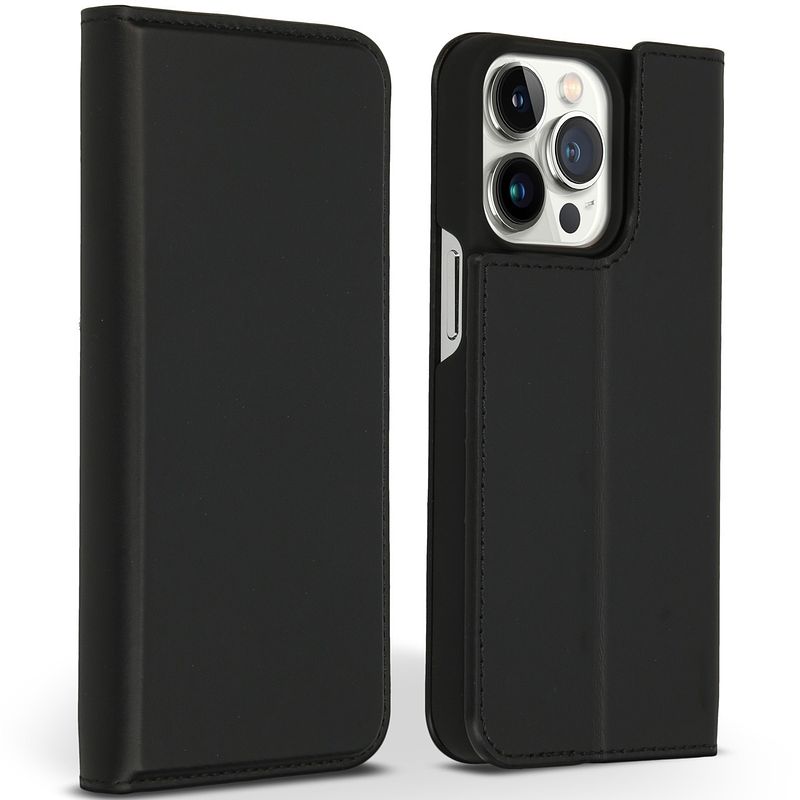 Foto van Accezz premium leather slim book case voor apple iphone 13 pro telefoonhoesje zwart