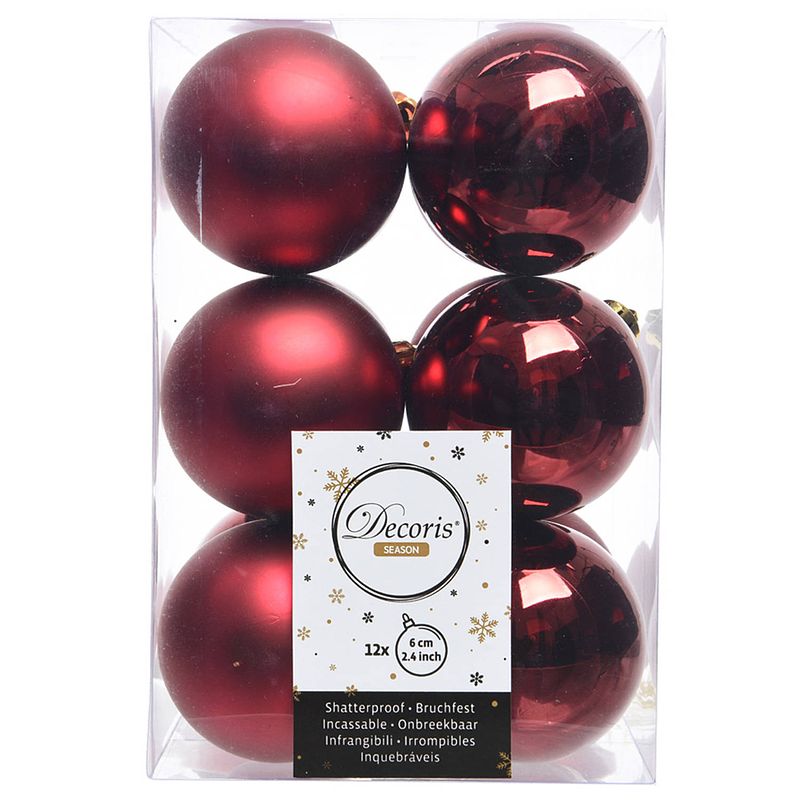 Foto van 12x kunststof kerstballen glanzend/mat donkerrood 6 cm kerstboom versiering/decoratie - kerstbal