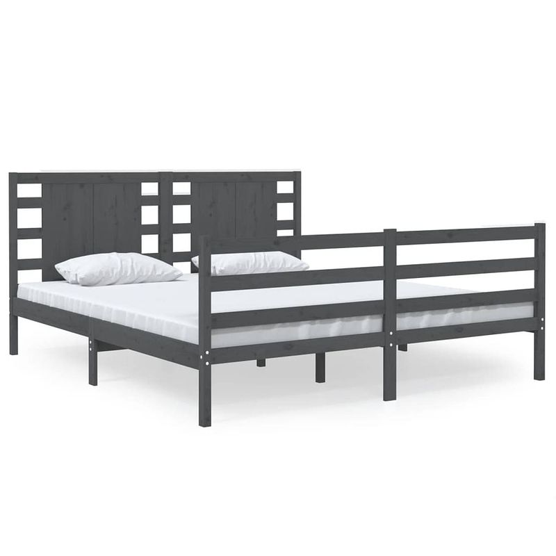 Foto van Vidaxl bedframe massief grenenhout grijs 150x200 cm 5ft king size