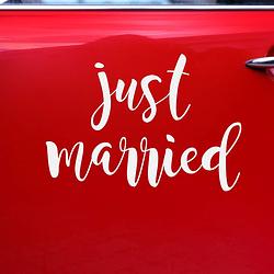 Foto van Partydeco trouwauto decoratie sticker just married - bruiloft - wit - 33 x 45 cm - pas getrouwd - feeststickers
