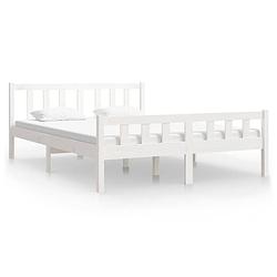 Foto van The living store bedframe wit - massief grenenhout - 195.5 x 145.5 x 69.5 cm