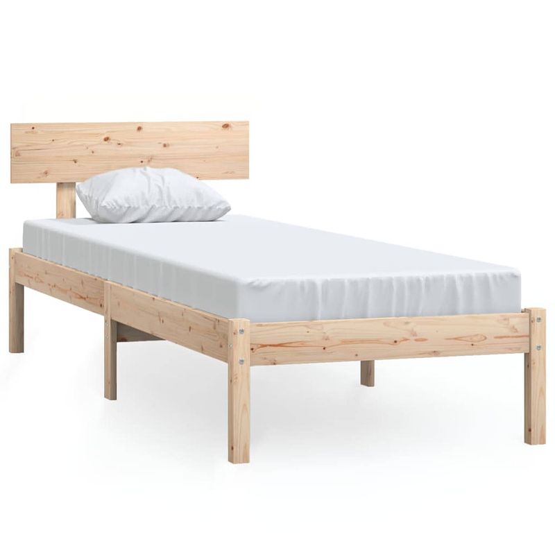 Foto van The living store bedframe houten - eenpersoonsbed 100x200 - massief grenenhout