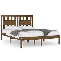 Foto van The living store bedframe - massief grenenhout - 205.5 x 205.5 x 31 cm - honingbruin